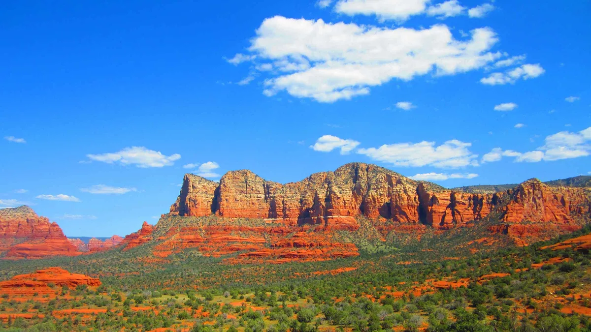 Private SUV parked near Cathedral Rock on a full-day Sedona scenic tour